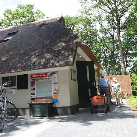 Natuurpark De Witte Bergen Hotell Rouveen Rum bild